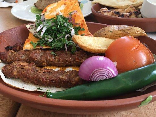 Enab Beirut Restaurant & Cafe